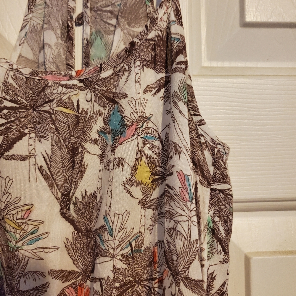 Mini dress. Spaghetti strap.